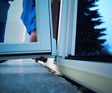 Монтаж ПВХ-конструкций