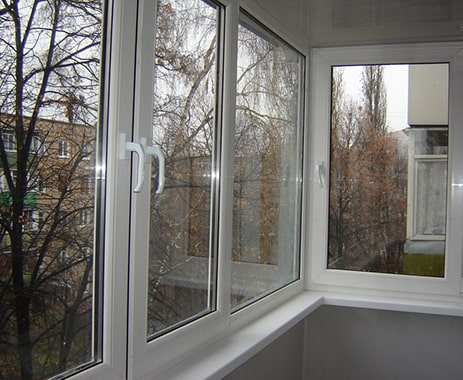 Замена окон на балконе